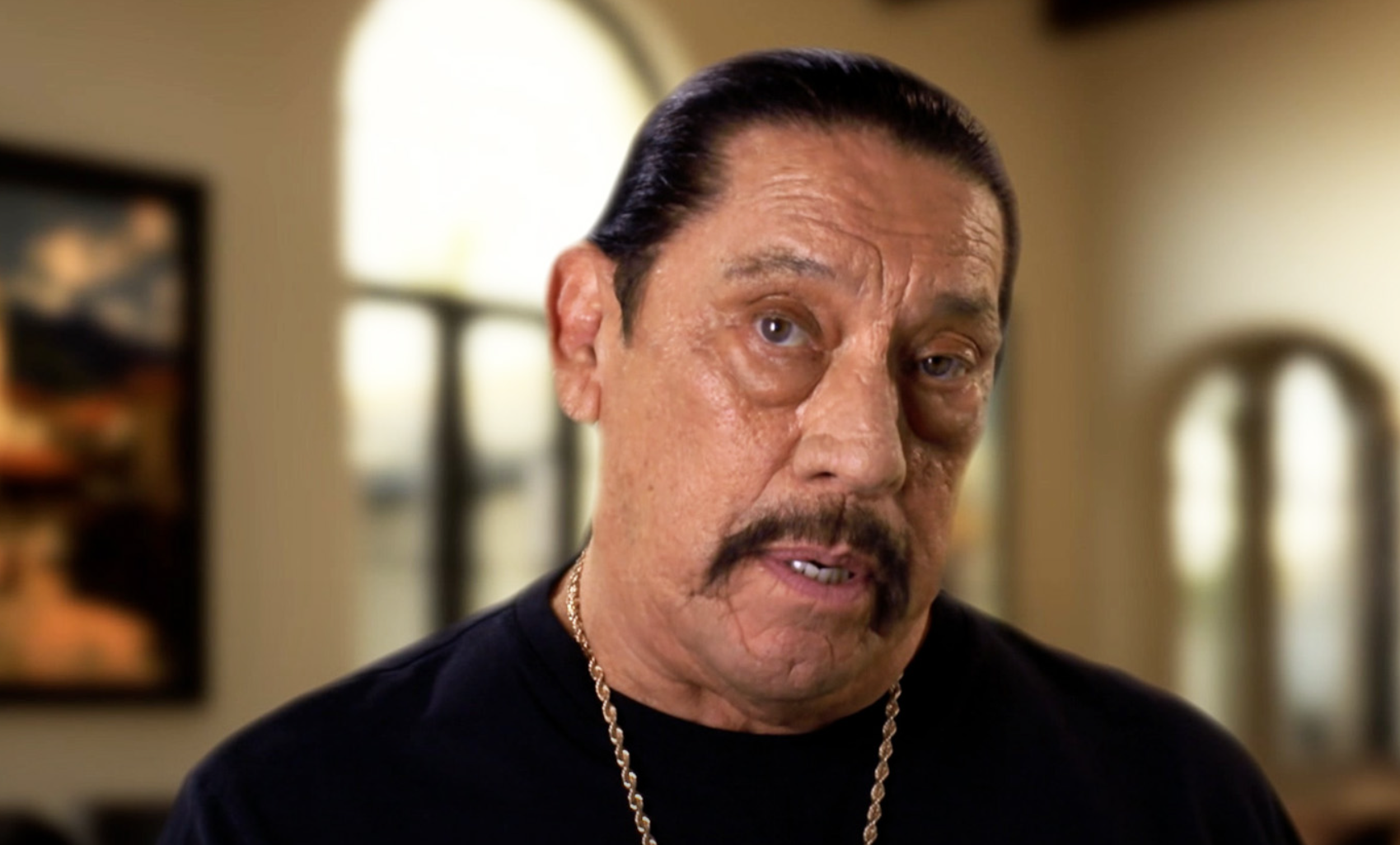 Danny Trejo revela su pasado criminal en “Hustlers Gamblers Crooks”: transformación y redención